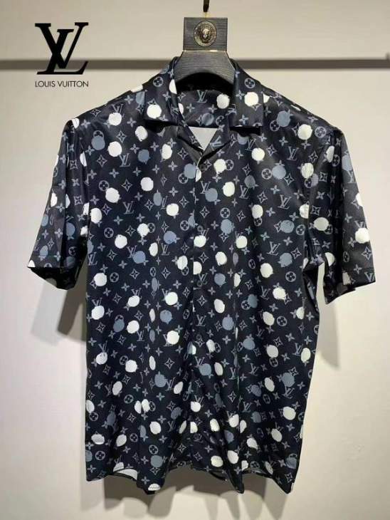Picture of LV Shirt Pant Suits _SKULVM-2XLsstr0422695